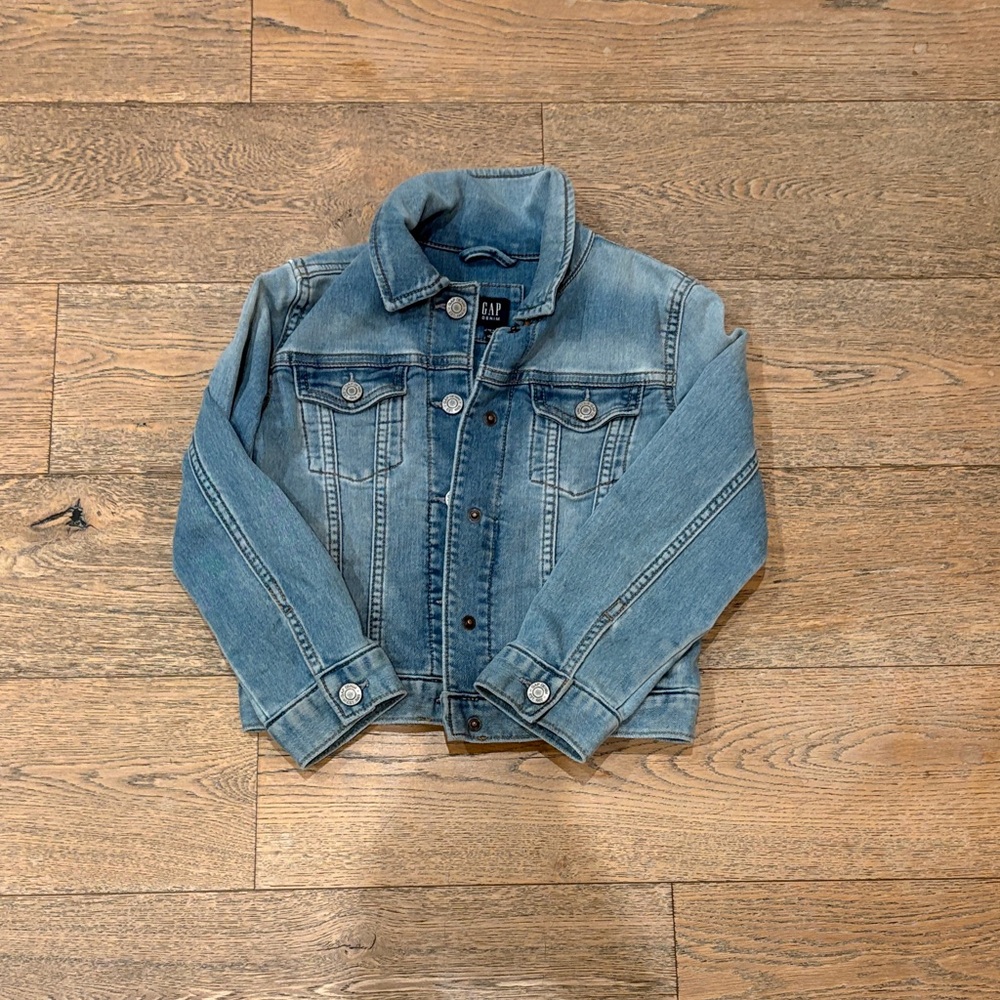 Girls Gap medium wash denim jacket